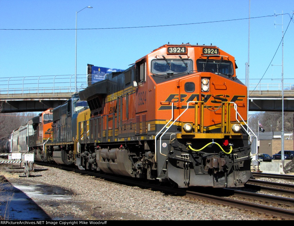 BNSF 3924